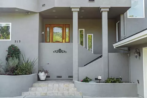 Exterior - 213 Sand St, Aptos, CA 95003 photo 10 of 19