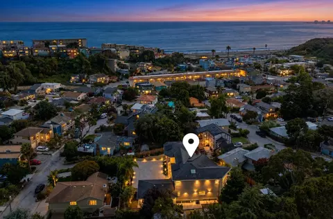 213 Sand St, Aptos, CA 95003
