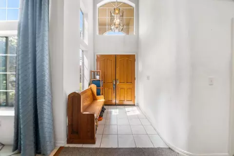 Entry Way - 272 Edgewater Dr, Milpitas, CA 95035 photo 2 of 4