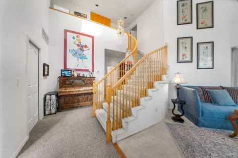 Entry Way - 272 Edgewater Dr, Milpitas, CA 95035 photo 3 of 4
