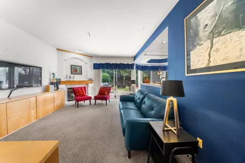Living - 272 Edgewater Dr, Milpitas, CA 95035 photo 3 of 6