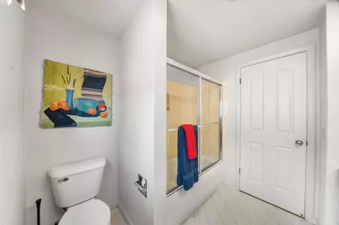 Bath - 272 Edgewater Dr, Milpitas, CA 95035 photo 2 of 7