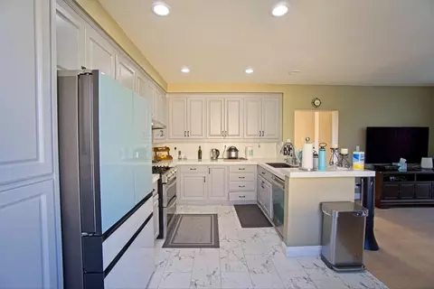 Kitchen - 4620 Hampton Falls Pl, San Jose, CA 95136 photo 3 of 7