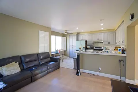Living - 4620 Hampton Falls Pl, San Jose, CA 95136 photo 4 of 5