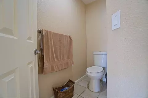 Bath - 4620 Hampton Falls Pl, San Jose, CA 95136 photo 5 of 8