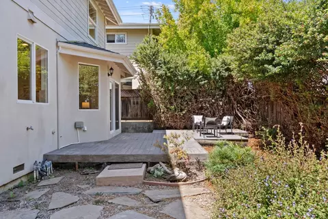 Exterior - 111 Izant Ct, Soquel, CA 95073 photo 7 of 9
