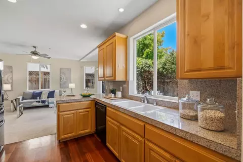 Kitchen - 111 Izant Ct, Soquel, CA 95073 photo 1 of 4