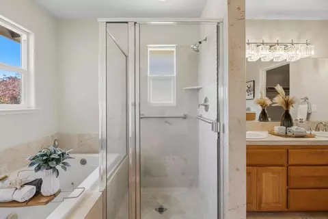 Bath - 111 Izant Ct, Soquel, CA 95073 photo 5 of 5