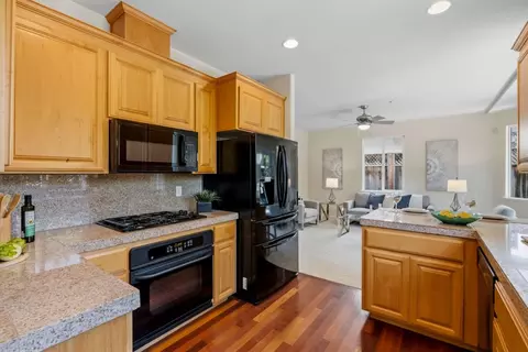 Kitchen - 111 Izant Ct, Soquel, CA 95073 photo 2 of 4
