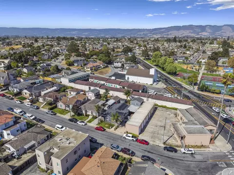 View/Area - 12 Eastern Dr, Watsonville, CA 95076 photo 3 of 6