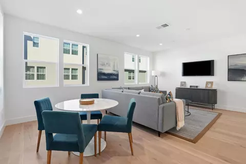 Dining - 5011 Seashell Ter, San Ramon, CA 94583 photo 1 of 2