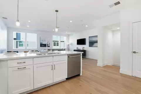 Kitchen - 5011 Seashell Ter, San Ramon, CA 94583 photo 2 of 3