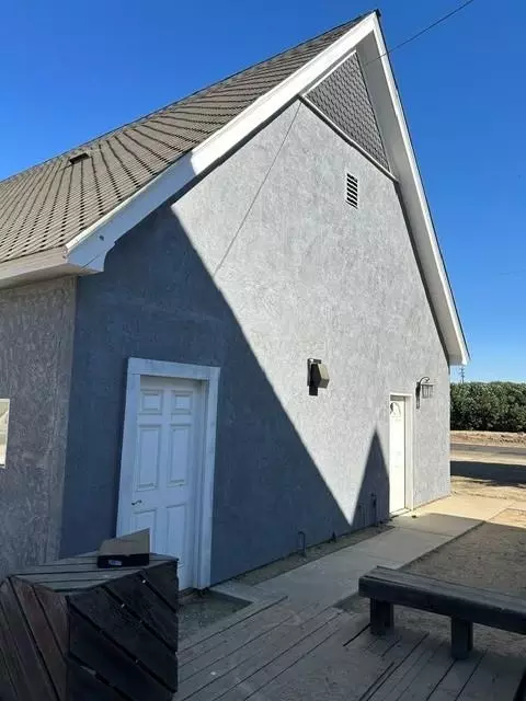 Exterior - 527 Canal School Rd, Newman, CA 95360 photo 9 of 12