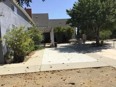 Exterior - 527 Canal School Rd, Newman, CA 95360 photo 8 of 12