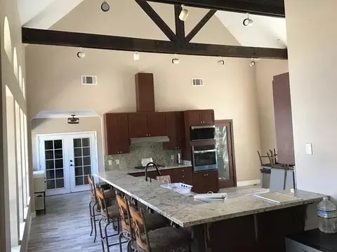 Kitchen - 527 Canal School Rd, Newman, CA 95360 photo 2 of 5