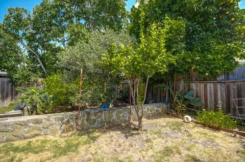 Exterior - 27772 Biscayne Ave, Hayward, CA 94544 photo 5 of 7