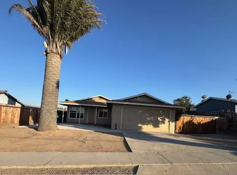 45120 Crown Ave, King City, CA 93930