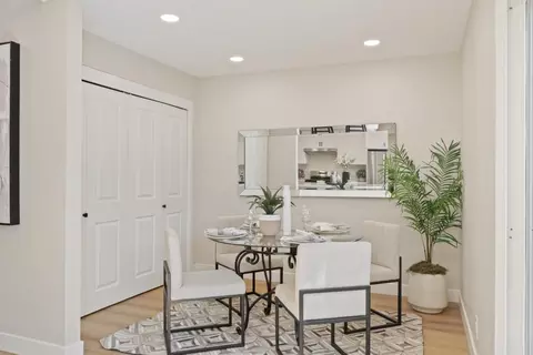 Dining - 425 Poppy Pl, Mountain View, CA 94043 photo 1 of 1