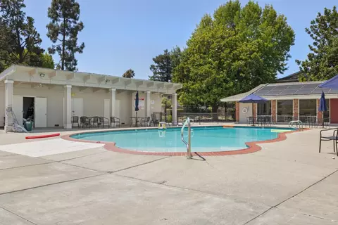Exterior - 425 Poppy Pl, Mountain View, CA 94043 photo 4 of 7
