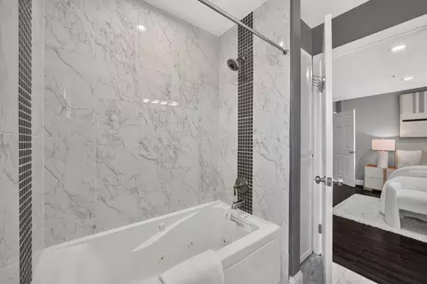 Bath - 6952 Graham Ave, Newark, CA 94560 photo 2 of 2