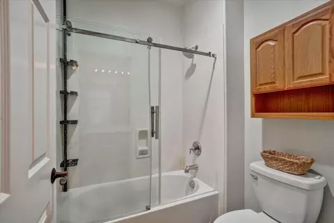 Bath - 28252 S Lindly Ln, Tracy, CA 95304 photo 3 of 3