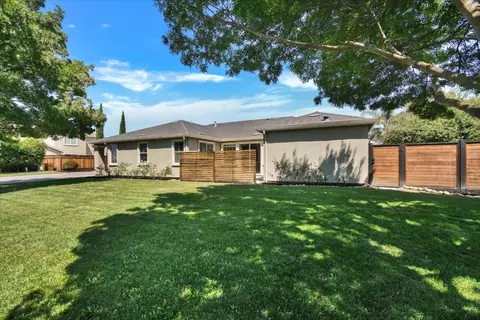 Exterior - 28252 S Lindly Ln, Tracy, CA 95304 photo 2 of 12