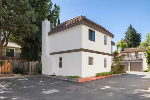 Exterior - 101 E Middlefield Rd 5, Mountain View, CA 94043 photo 2 of 6