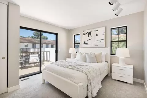 Bedroom - 101 E Middlefield Rd 5, Mountain View, CA 94043 photo 1 of 3