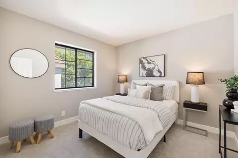 Bedroom - 101 E Middlefield Rd 5, Mountain View, CA 94043 photo 2 of 3