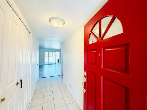 Entry Way - 365 Bush St, Salinas, CA 93907 photo 1 of 2