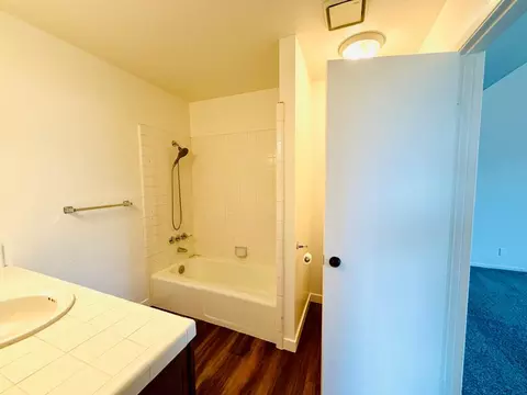 Bath - 365 Bush St, Salinas, CA 93907 photo 6 of 7
