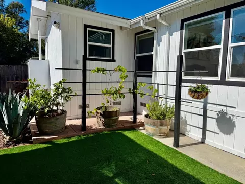 Exterior - 1456 B St, Hayward, CA 94541 photo 11 of 14