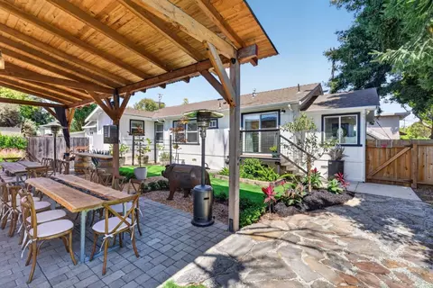 Exterior - 1456 B St, Hayward, CA 94541 photo 6 of 14