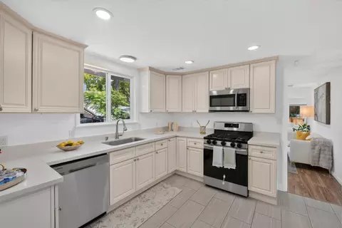 Kitchen - 1456 B St, Hayward, CA 94541 photo 2 of 3