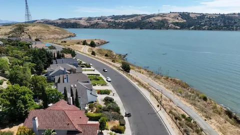 View/Area - 758 S Regatta Dr, Vallejo, CA 94591 photo 6 of 13