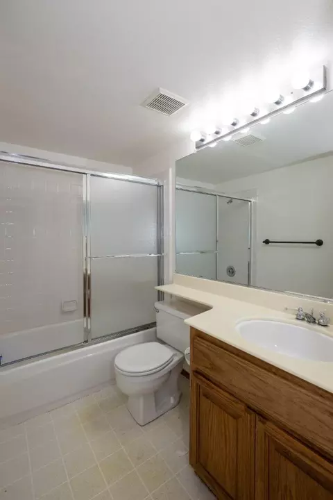Bath - 758 S Regatta Dr, Vallejo, CA 94591 photo 1 of 3