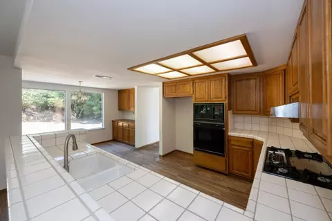 Kitchen - 758 S Regatta Dr, Vallejo, CA 94591 photo 3 of 3