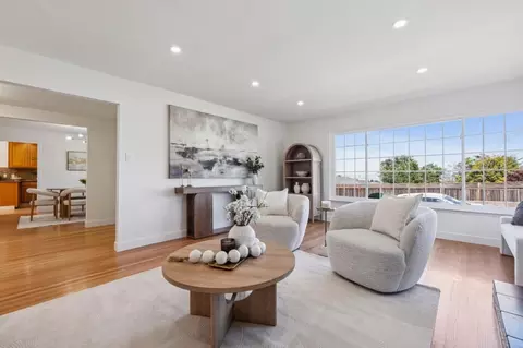 Living - 911 Tioga Dr, Millbrae, CA 94030 photo 2 of 8