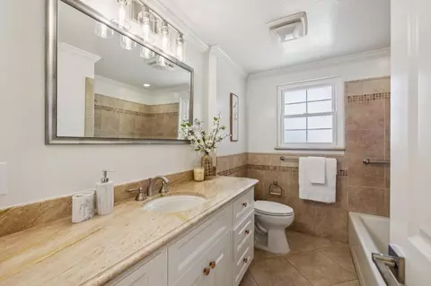 Bath - 911 Tioga Dr, Millbrae, CA 94030 photo 4 of 6