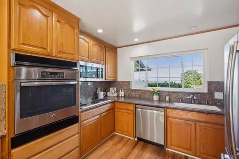 Kitchen - 911 Tioga Dr, Millbrae, CA 94030 photo 2 of 3