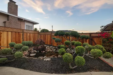 Exterior - 911 Tioga Dr, Millbrae, CA 94030 photo 8 of 11