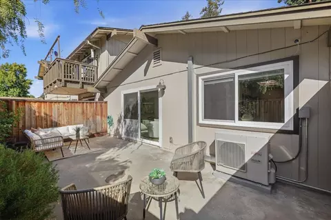 Exterior - 98 Flynn Ave A, Mountain View, CA 94043 photo 3 of 8