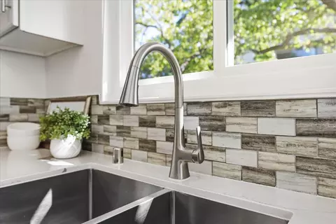Kitchen - 98 Flynn Ave A, Mountain View, CA 94043 photo 6 of 6
