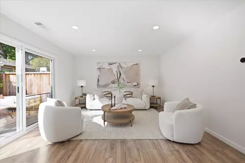 Living - 98 Flynn Ave A, Mountain View, CA 94043 photo 2 of 3