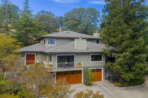 15723 Oak Knoll Dr, Los Gatos, CA 95030