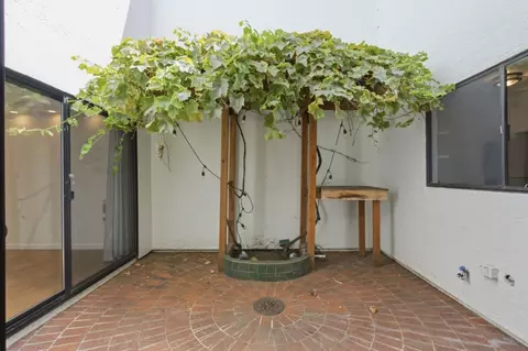 1919 Alameda De Las Pulgas 14, San Mateo, CA 94403