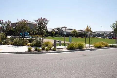 Exterior - 521 Davalos St, Soledad, CA 93960 photo 9 of 9