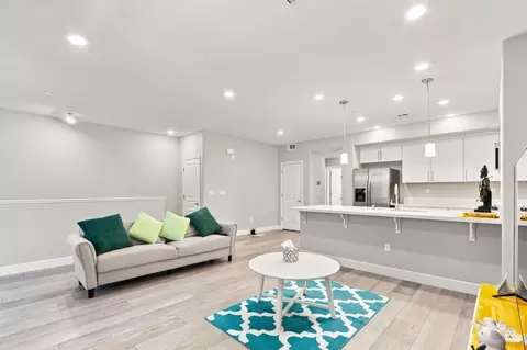 Living - 633 Clover Cir, Milpitas, CA 95035 photo 1 of 2