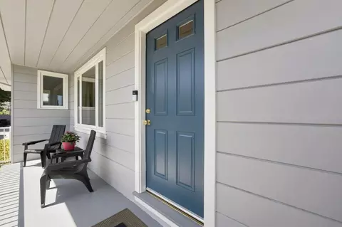 334 Oakview Dr, San Carlos, CA 94070