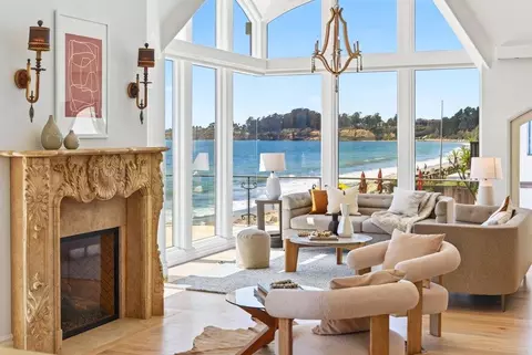 Living - 725 Las Olas Dr, Aptos, CA 95003 photo 7 of 10